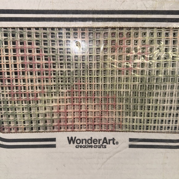 Caron WonderArt Latch Hook Rug Kit Country Garden Roses 34 x 50 New 4495 - Picture 4 of 6